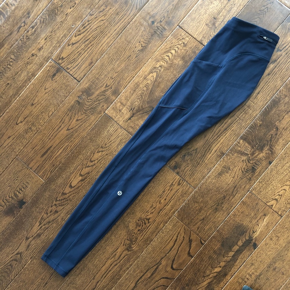 Lululemon Navy Blue Size 2 Leggings